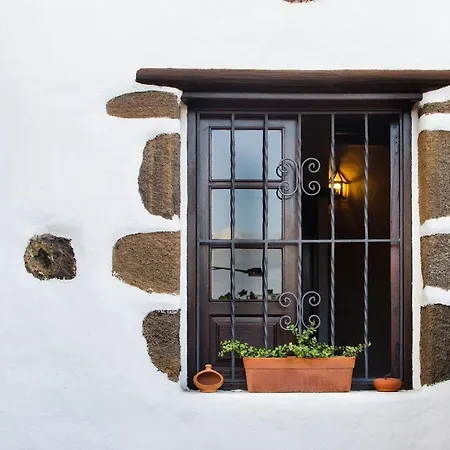 El Caserío De *